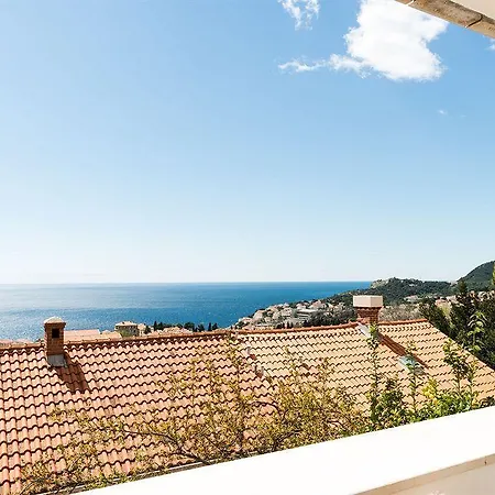Baltazar Apartment